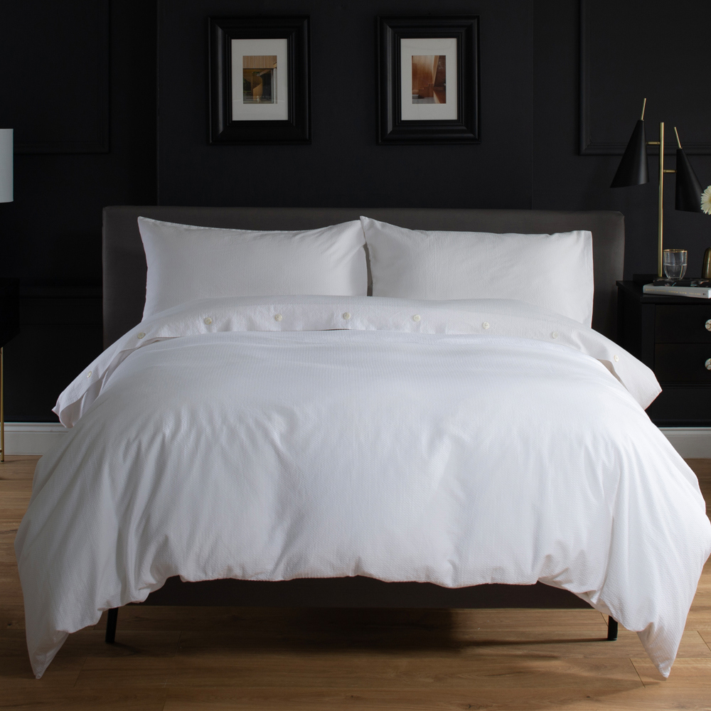 The Lyndon Company White Morocco Duvet Cover Set 200 Thread Count ...