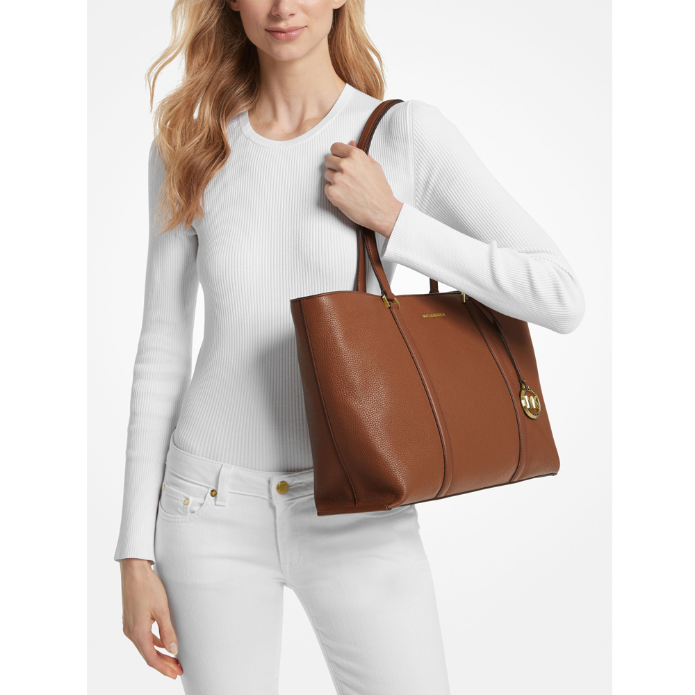 White and on sale tan mk purse