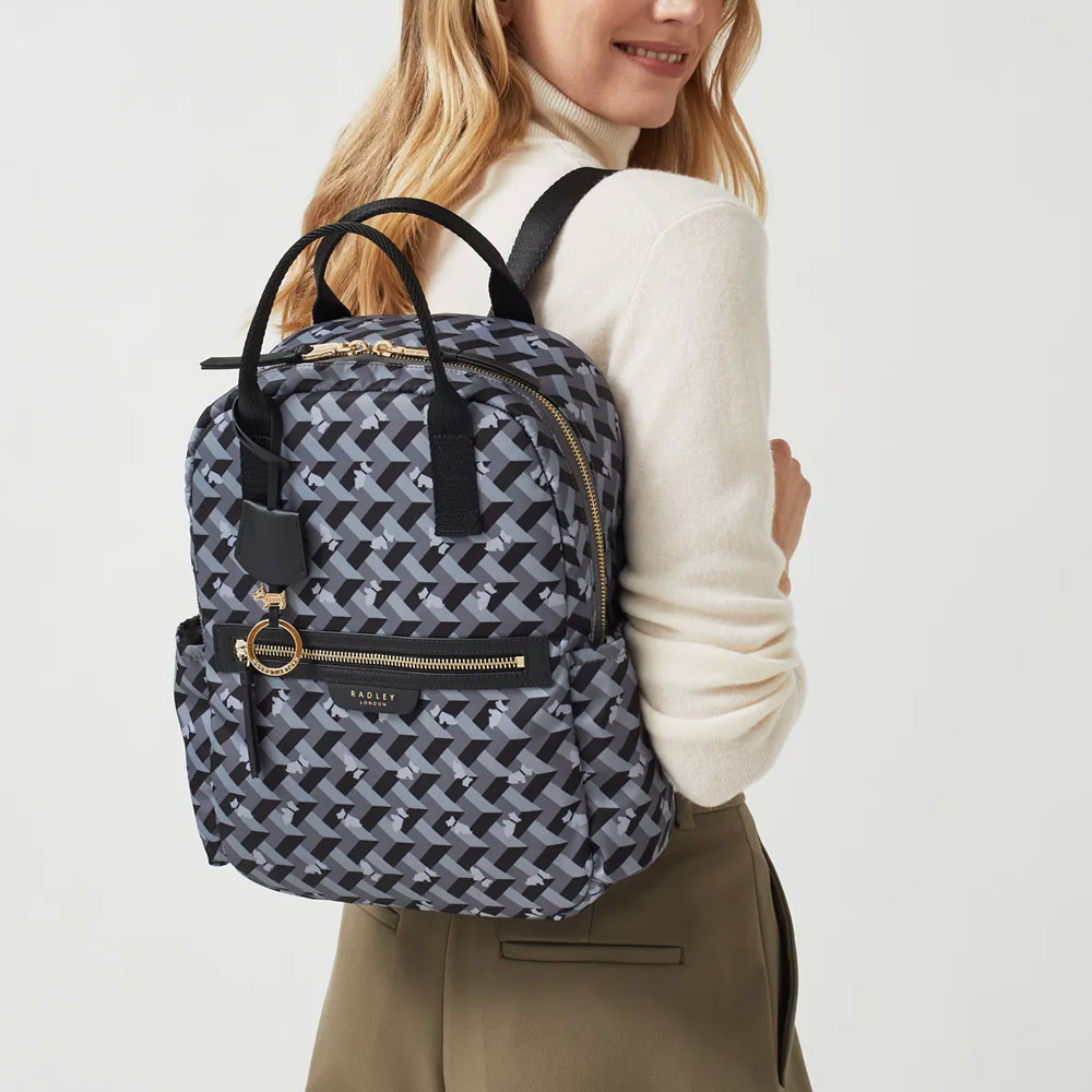 Michael kors discount backpack velvet