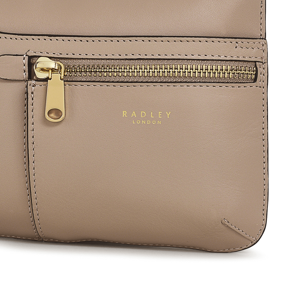 Radley zip best sale top crossbody bag